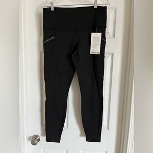 Lululemon Toasty Tech Tights ll. Black size 10. NWT